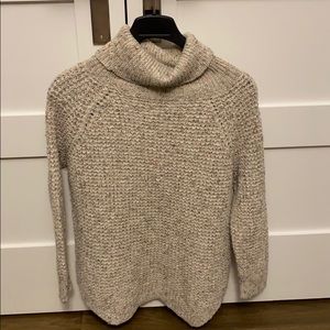 Free People cable knit sweater size S